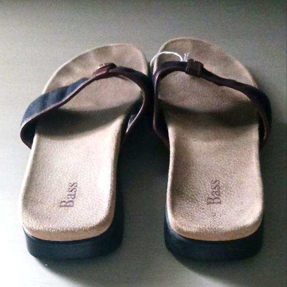 BASS - Picture 2 of 6